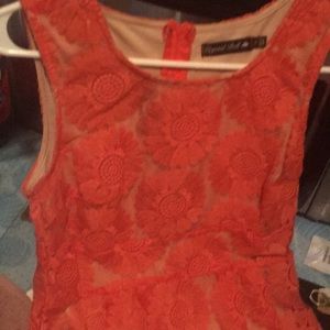 Girls dress size 5 tan and peach colored